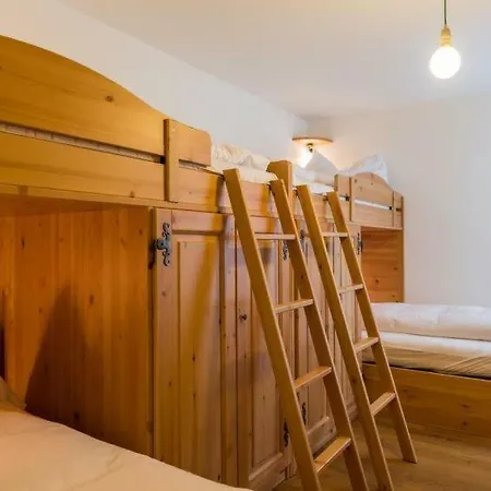 Διαμέρισμα Sleeps 6 Wifi *